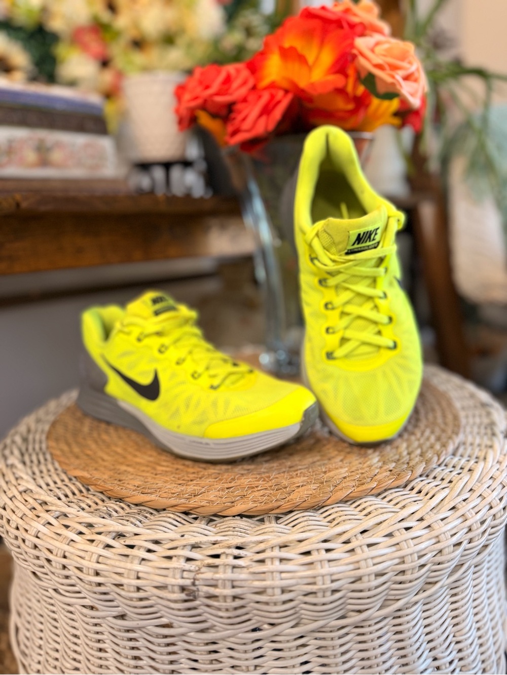 Nike LUNARGLIDE 6 Neon Yellow and Black Running Sneakers